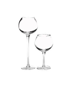 Wine glasses clear